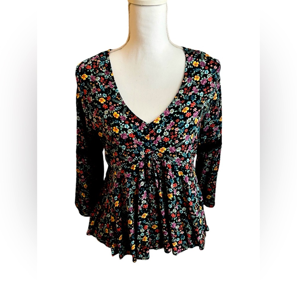 NOBO Black Floral Printed Top